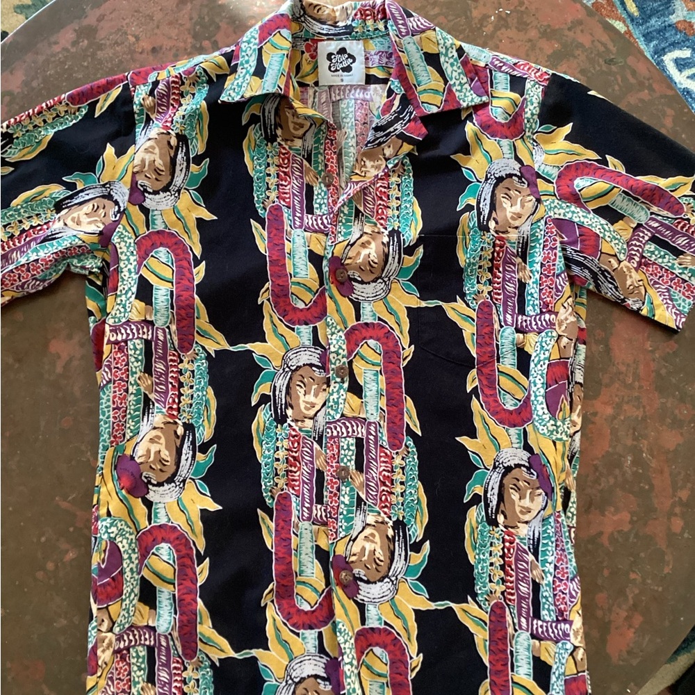 Hilo Hattie Hawaiian Men's Shirt